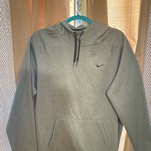 Nike Dry-Fit Pullover Hoodie gray with black trim - Picture 5 of 5